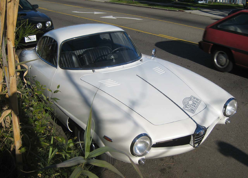 Illustration for article titled 1965 Alfa Romeo Giulia Sprint Speciale